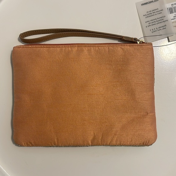 NWT Lulu NYC Multi colored Sequin flower wristlet - Picture 6 of 12